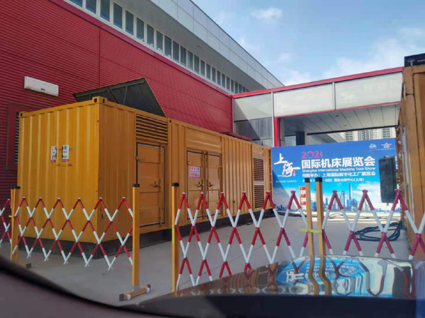 云龙出租发电机-柴油发电机和汽油发电机哪个更好一些？