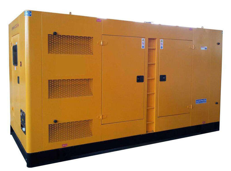 云龙租赁发电机-柴油发电机组散热水箱里水里有机油是怎么回事？