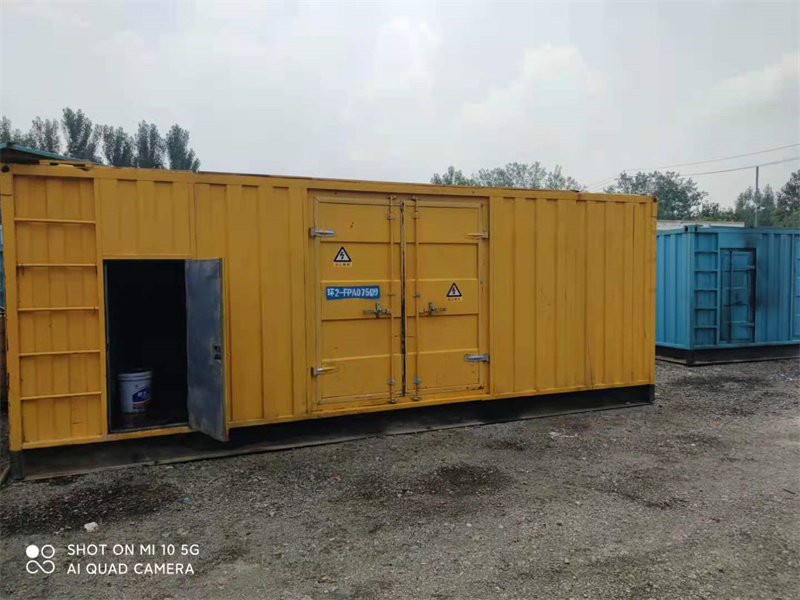 云龙200KW柴油发电机组需要配备什么型号的电缆线？