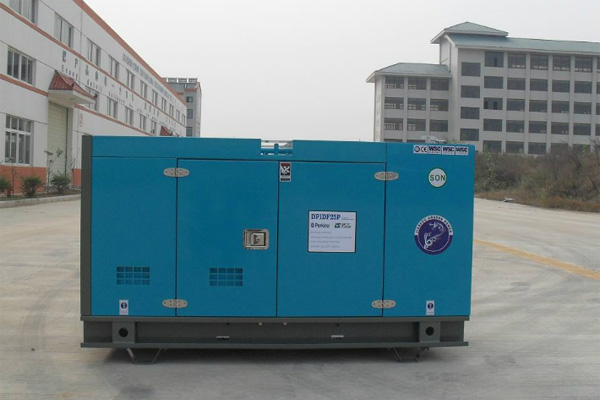 云龙发电机租赁发电机组的换季保养注意事项